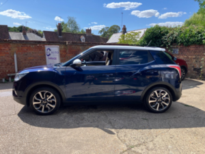 2016 Ssangyong Tivoli 1.6 E-Xgi Elx in Blue — image 3
