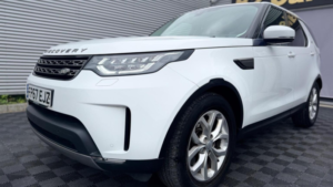 2017 Land Rover Discovery 2.0 Sd4 Se Auto 4WD Euro 6 (s/s) 5dr in White — image 6
