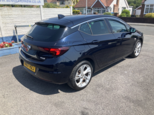 2017 Vauxhall Astra 1.4 I Turbo Sri Nav in Blue — image 2