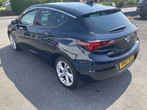 2017 Vauxhall Astra 1.4 I Turbo Sri Nav in Blue — image 4