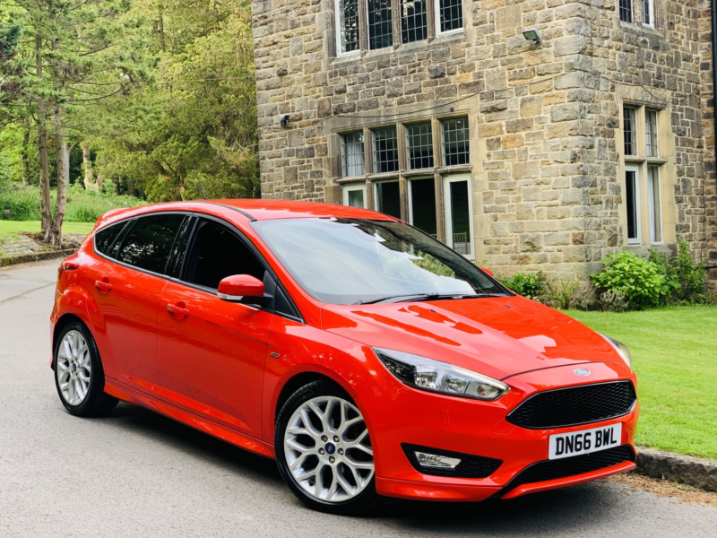 2016 Ford Focus 1.5 Tdci St-Line in Red — image 1
