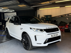 2020 Land Rover Discovery Sport 2.0 D180 Mhev R-Dynamic Se in White — image 4