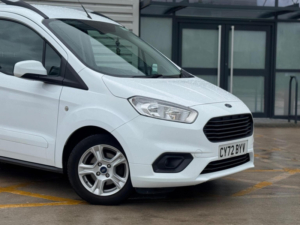2023 Ford Transit Courier 1.0 Ecoboost Limited L1 Euro 6 5dr in White — image 2