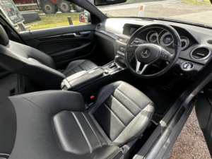 2013 Mercedes-Benz C Class 2.1 C220 Cdi Executive Se in Silver — image 5
