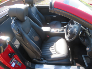 2009 Mercedes-Benz Sl Sl350 V6 R230 in Red — image 3