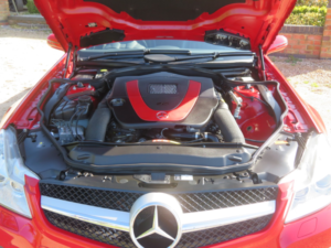 2009 Mercedes-Benz Sl Sl350 V6 R230 in Red — image 5