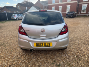 2013 Vauxhall Corsa 1.2 16v Sxi Hatchback 5dr Petrol Manual Euro 5 (a/c) (85 Ps) in Silver — image 4