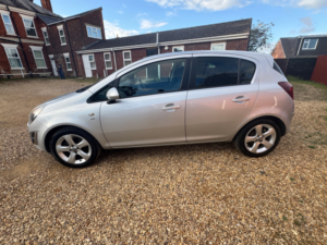 2013 Vauxhall Corsa 1.2 16v Sxi Hatchback 5dr Petrol Manual Euro 5 (a/c) (85 Ps) in Silver — image 6