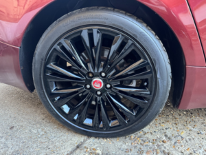 2011 Jaguar Xf 3.0 D V6 Premium Luxury in Red — image 6