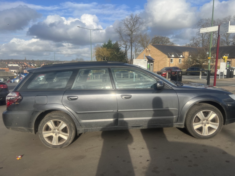 2009 Subaru Outback 2.0 D Re in Grey — image 1