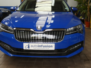 2023 Skoda Superb 1.4 Tsi Iv 13kwh Se L Estate 5dr Petrol Plug-In Hybrid DSG Euro 6 (s/s) (218 Ps) in Blue — image 4