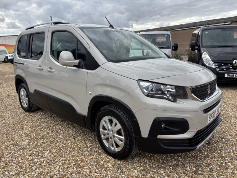 2019 Peugeot Rifter Auto Wheelchair Accessible Vehicle Automatic Wav 1.5 Bluehdi Allure in Beige — image 1