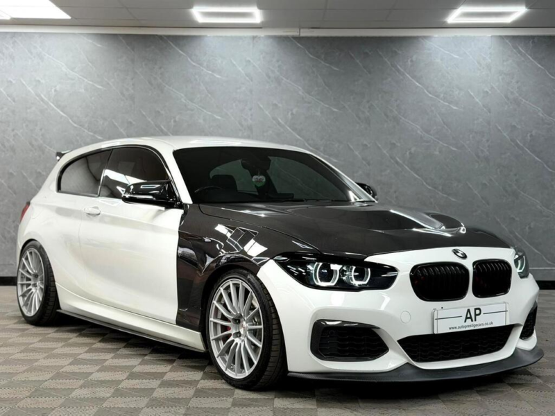 2019 BMW 1 Series 3.0 M140i Shadow Edition Auto Euro 6 (s/s) 3dr in Alpine White — image 1