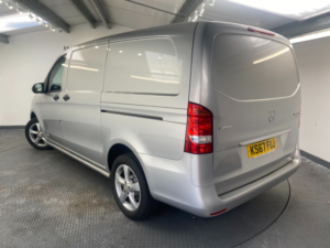 2017 Mercedes-Benz Vito 2.1 116 Cdi Bluetec Sport Panel Van 5dr Diesel Manual Rwd L2 Euro 6 (s/s) (163 Ps) in Silver — image 4