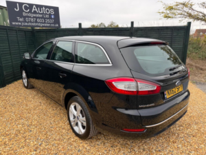 2012 Ford Mondeo 2.0 Tdci Titanium X Powershift Euro 5 5dr in Black — image 5