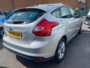 2013 Ford Focus 1.6 Zetec Powershift Euro 5 5dr in Silver — image 4