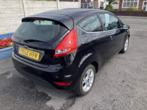 2012 Ford Fiesta 1.3 Zetec in Black — image 2