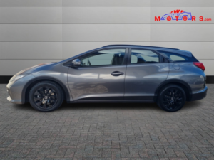 2014 Honda Civic 1.6 I-Dtec Se Plus in Grey — image 4