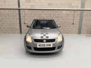 2009 Suzuki Swift 1.3 Gl 3dr in Grey — image 2