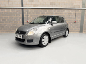 2009 Suzuki Swift 1.3 Gl 3dr in Grey — image 3