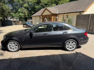 2012 Mercedes-Benz C Class 3.0 C350 Cdi V6 Blueefficiency Elegance in Black — image 4