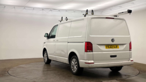 2022 Volkswagen Transporter 2.0 Tdi T28 Highline in White — image 2