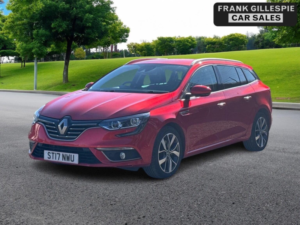 2017 Renault Megane 1.6 Dci Dynamique S Nav Sport Tourer Euro 6 (s/s) 5dr in Red — image 4