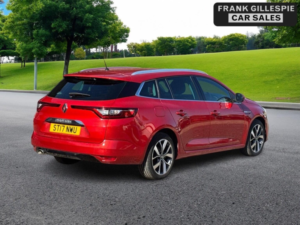 2017 Renault Megane 1.6 Dci Dynamique S Nav Sport Tourer Euro 6 (s/s) 5dr in Red — image 6