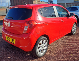 2015 Vauxhall Viva 1.0 I Sl in Red — image 5