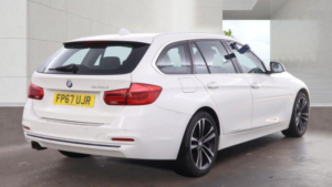 2017 BMW 3 Series 2.0 320d Sport Touring Euro 6 (s/s) 5dr in White — image 4