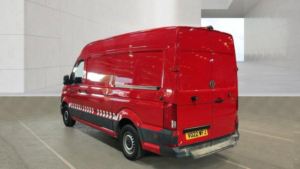 2022 Volkswagen Crafter 2.0 Tdi Cr35 Trendline Rwd Mwb Euro 6 (s/s) 5dr in Red — image 3