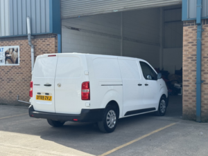 2020 Vauxhall Vivaro 2.0 Turbo D 3100 Dynamic L2 H1 Euro 6 Lwb (s/s) 6dr in White — image 6