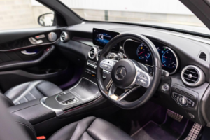 2020 Mercedes-Benz Glc 2.0 Glc300d Amg Line (premium Plus) G-Tronic+ 4matic Euro 6 (s/s) 5dr in Silver — image 2