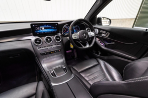 2020 Mercedes-Benz Glc 2.0 Glc300d Amg Line (premium Plus) G-Tronic+ 4matic Euro 6 (s/s) 5dr in Silver — image 4
