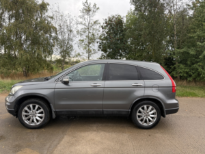 2011 Honda Cr-V 2.2 I-Dtec Es in Grey — image 2