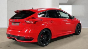 2018 Ford Focus 2.0t Ecoboost St-2 Euro 6 (s/s) 5dr in Red — image 3