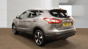 2015 Nissan Qashqai 1.2 Dig-T N-Tec 2WD Euro 6 (s/s) 5dr in Grey — image 3