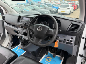 2019 Vauxhall Vivaro 1.5 Turbo D 2900 Edition L1 H1 Euro 6 (s/s) 5dr in White — image 3