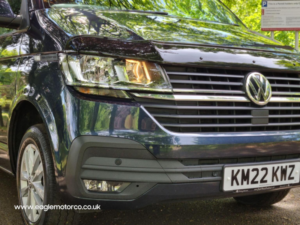 2022 Volkswagen Transporter 2.0 Tdi T30 Highline Kombi DSG Fwd Swb Euro 6 (s/s) 5dr in Blue — image 5