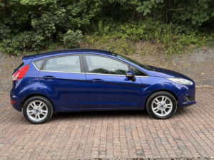 2017 Ford Fiesta 1.3 Zetec in Blue — image 2
