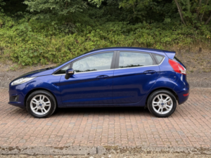 2017 Ford Fiesta 1.3 Zetec in Blue — image 6