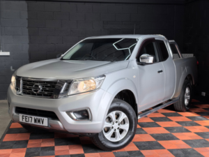 2017 Nissan Navara 2.3 Dci Acenta King Pickup Extended Cab 4dr Diesel Manual 4WD Euro 6 (s/s) (160 Ps) in Silver — image 2