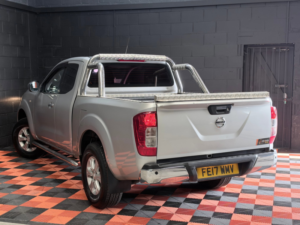 2017 Nissan Navara 2.3 Dci Acenta King Pickup Extended Cab 4dr Diesel Manual 4WD Euro 6 (s/s) (160 Ps) in Silver — image 3