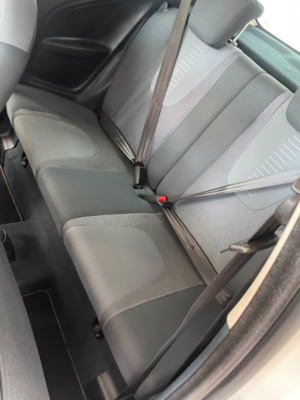 2010 Ford Ka 1.2 Zetec in White — image 4