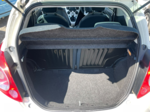 2010 Ford Ka 1.2 Zetec in White — image 6