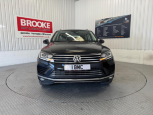2015 Volkswagen Touareg 3.0 Tdi V6 Bluemotion Tech Se Tiptronic 4WD Euro 6 (s/s) 5dr in Black — image 3