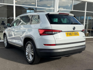 2018 Skoda Kodiaq 2.0 Tdi Se L DSG 4WD Euro 6 (s/s) 5dr (7 Seat) in White — image 2