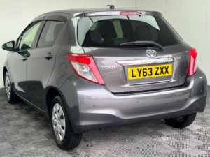 2026 Toyota Yaris 1.33 Dual Vvt-I Tr Multidrive S Euro 5 5dr in Grey — image 3