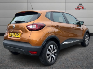 2017 Renault Captur 1.5 Expression+ Dci 90 in Orange — image 5