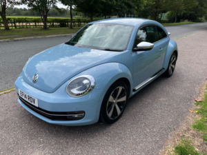 2014 Volkswagen Beetle Gt 2.0 Turbo Automatic in Blue — image 2